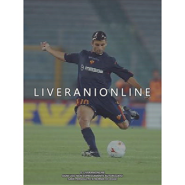 ROMA 24/09/03 COPPA UEFA ROMA-VARDAR SKOPJE NELLA FOTO: WALTER SAMUEL* AGENZIA ALDO LIVERANI
