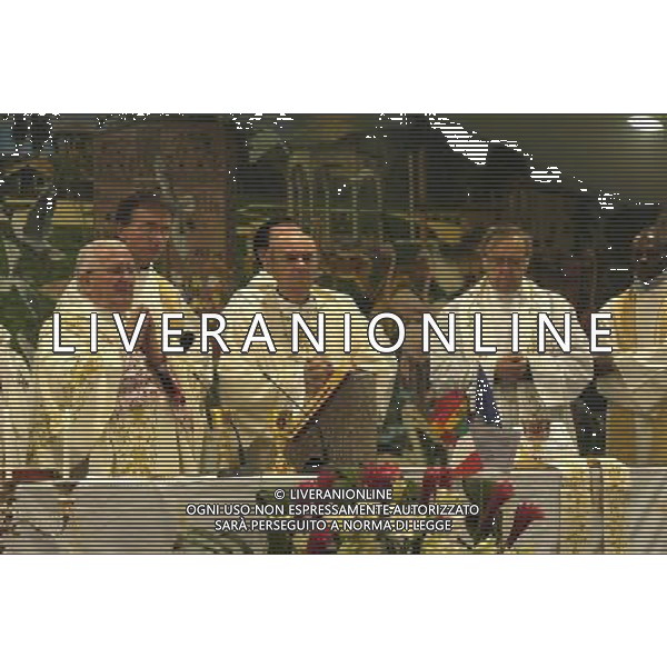 Terni sulla sinistra Don Pierino Gelmini mentre celebra una messa Il sacerdote accusato per abusi sessuali da alcuni giovani allontanati da una delle sue comunita\'. Ag Aldo Liverani