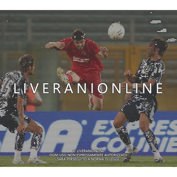 Roma (Stadio Olimpico) - 14 / 08 / 2007 - 3° turno preliminare Champhions League - Lazio Vs Dinamo Bucarest - nella foto: Ropotan e Stefano Mauri ph Corradetti / ag. Aldo Liverani