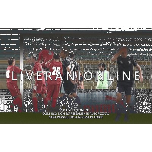 Roma (Stadio Olimpico) - 14 / 08 / 2007 - 3° turno preliminare Champhions League - Lazio Vs Dinamo Bucarest - nella foto: L\'esultanza dei giocatori della Dinamo dopo il rigore parata da Lobont ph Corradetti / ag. Aldo Liverani