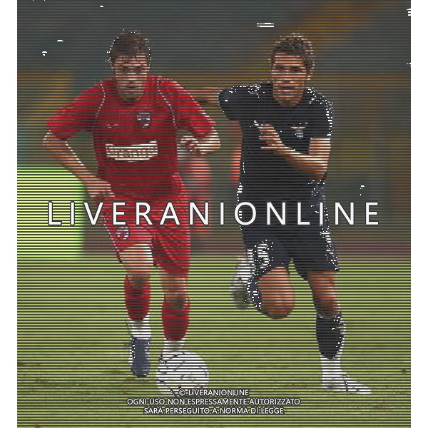 Roma (Stadio Olimpico) - 14 / 08 / 2007 - 3° turno preliminare Champhions League - Lazio Vs Dinamo Bucarest (1-1) - nella foto: Cristian PULHAC e Valon BEHRAMI ph Corradetti / ag. Aldo Liverani