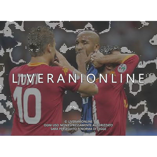 Inter - Roma SuperCoppa Italiana Milano 19/08/2007 nella foto la delusione di Giuly e francesco totti e olivier dacourt ph Andry/Ag. Aldo Liverani