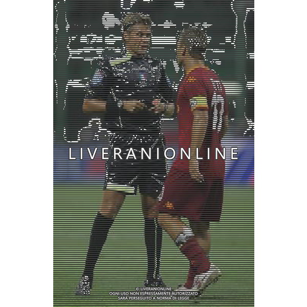 Inter - Roma SuperCoppa Italiana Milano 19/08/2007 nella foto arbitro rosetti con francesco totti ph Ag. Aldo Liverani
