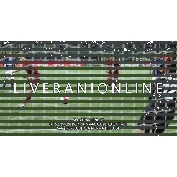 Inter - Roma SuperCoppa Italiana Milano 19/08/2007 nella foto il gol su rigore di Daniele De Rossi ph Ag. Aldo Liverani