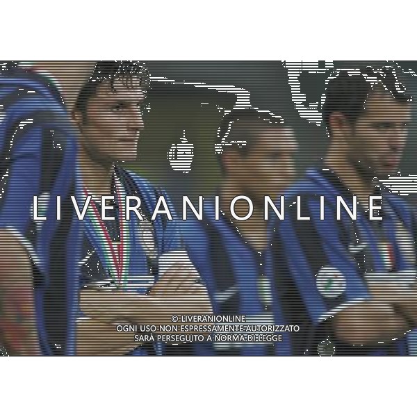 Inter - Roma SuperCoppa Italiana Milano 19/08/2007 Festeggiamenti dei giocatori della roma vincitori della Coppa nella foto la delusione di javier zanetti ph Ag. Aldo Liverani