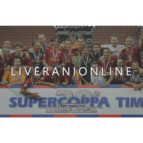 Inter - Roma SuperCoppa Italiana Milano 19/08/2007 Festeggiamenti dei giocatori della roma vincitori della Coppa ph Ag. Aldo Liverani