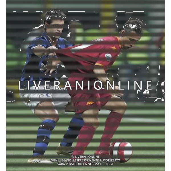 Milano 19 agosto 2007 Inter-Roma Supercoppa Italiana 2007 nella foto: Chivu Cristian e Taddei Rodrigo foto Andry / Ag. Aldo Liverani