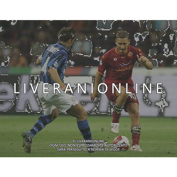 Milano 19/08/2007 Supercoppa Italiana 2007 inter-roma 0:1 nella foto totti e zanetti ph marco luzzani/ag aldo liverani s.a.s.