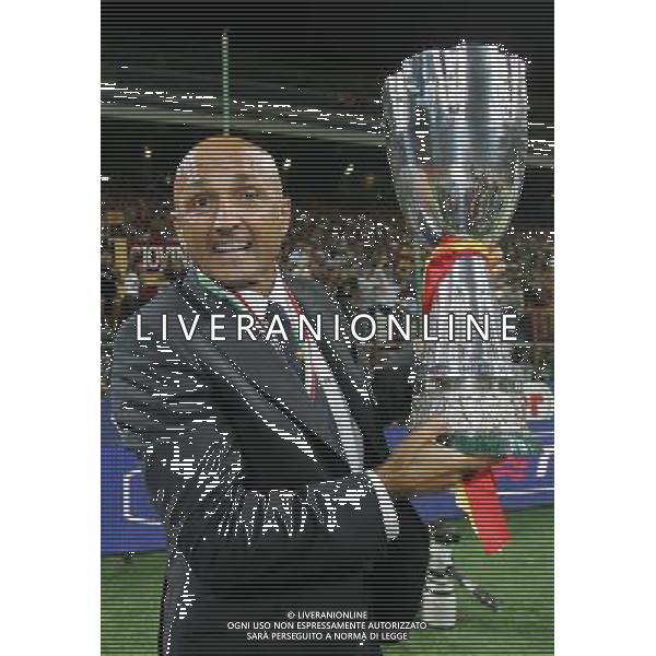 Milano 19/08/2007 Supercoppa Italiana 2007 inter-roma 0:1 nella foto spalletti con la coppa ph marco luzzani/ag aldo liverani s.a.s.