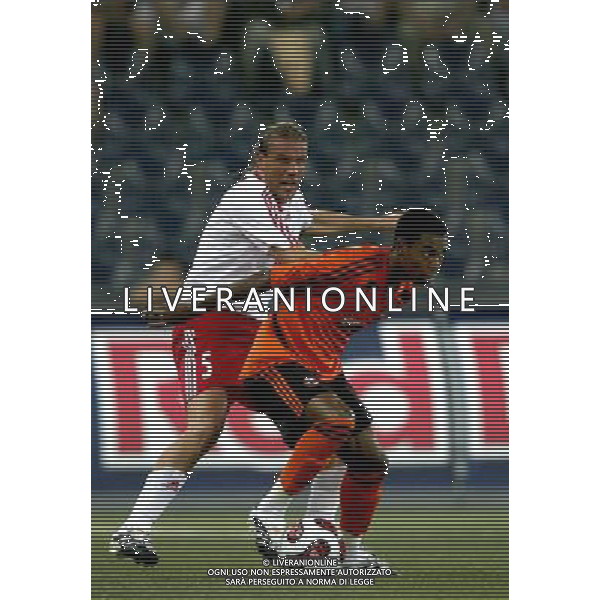 SALISBURGO - SHAKHTAR DONETSK 15/08/2007 CHAMPIONS LEAGUE 2007-2008 NELLA FOTO FERNANDINHO (Shak) _ CARBONI EZEQUIEL (Salz) PH GP/AG. ALDO LIVERANI SAS 
