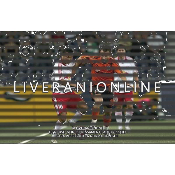 SALISBURGO - SHAKHTAR DONETSK 15/08/2007 CHAMPIONS LEAGUE 2007-2008 NELLA FOTO VONLANTHEN JOHAN (Salz) _ RAT RAZVAN (Shak) PH GP/AG. ALDO LIVERANI SAS 