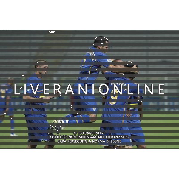 Parma Juventus Coppa Italia Tim Cupa 2007/200829-08-2007 Parma Nella foto: Abbracci esultanza di Sergio Almiron dopo il gol ©Viganti/Press Photo/Ag. Aldo Liverani Sas