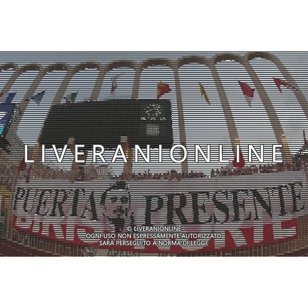 Milan - Siviglia SuperCoppa Europea Monaco Montecarlo 31/08/2007 nella foto gli striscioni dei tifosi per puerta ph Ag. Aldo liverani