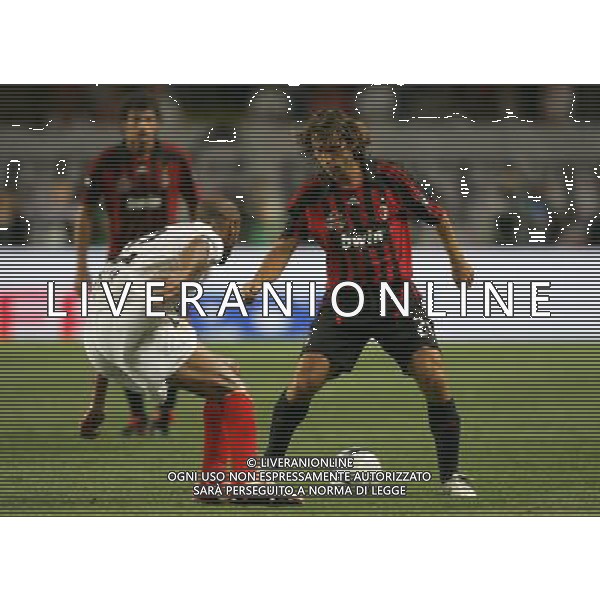 Milan - Siviglia SuperCoppa Europea Monaco Montecarlo 31/08/2007 nella foto Andrea Pirlo e kanoute\' ph Ag. Aldo liverani