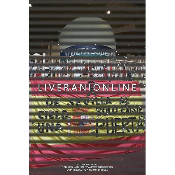 Milan - Siviglia SuperCoppa Europea Monaco Montecarlo 31/08/2007 nella foto striscione dei tifosi per la scomparsa di Antonio Puerta ph Ag. Aldo liverani