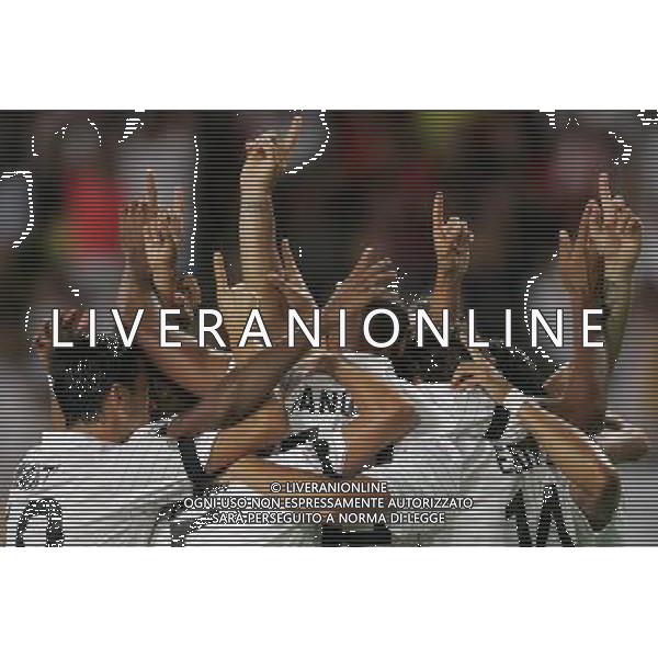 Milan - Siviglia SuperCoppa Europea Monaco Montecarlo 31/08/2007 nella foto abbracci esultanza dopo il gol di Renato ph Ag. Aldo liverani