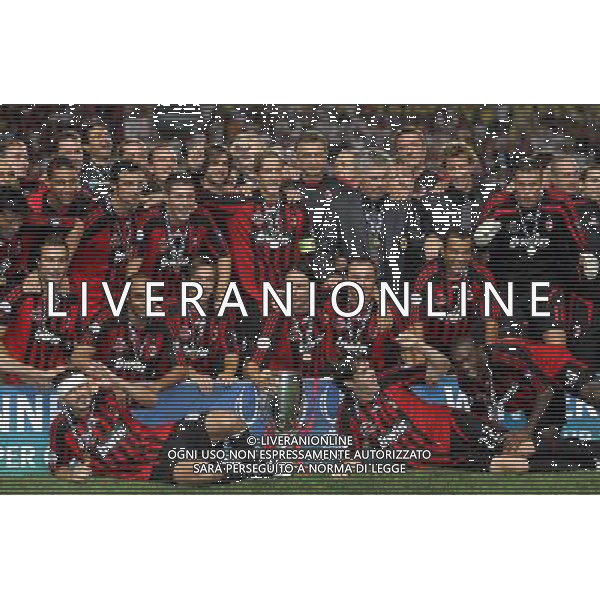 Montecarlo Monaco 31-08-2007 supercoppa europea 2006/07 milan-siviglia 3:1 nella foto festeggiamenti e premiazione gruppo milan ph marco luzzani/ag aldo liverani s.a.s.