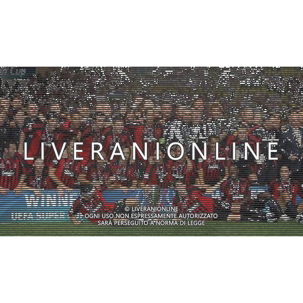 Montecarlo Monaco 31-08-2007 supercoppa europea 2006/07 milan-siviglia 3:1 nella foto festeggiamenti e premiazione gruppo milan ph marco luzzani/ag aldo liverani s.a.s.