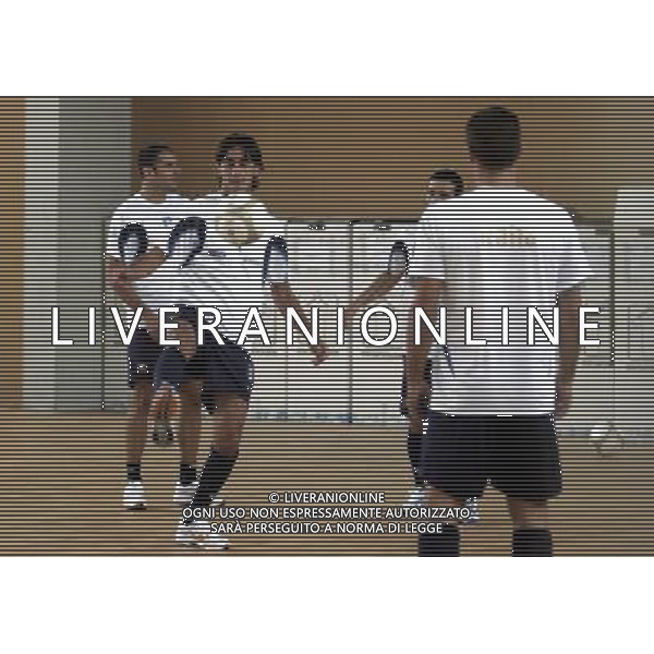 ALLENAMENTO NAZIONALE ITALIANA A COVERCIANO 04/09/2007 nella foto Alberto Aquilani durante l\' allenamento di questa mattina in palestra ph Bucco/Ag. Aldo Liverani Sas