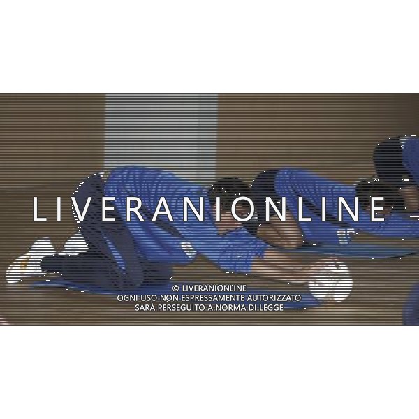 ALLENAMENTO NAZIONALE ITALIANA A COVERCIANO 04/09/2007 nella foto il portiere Gianluca Curci e Pasquale Foggia (nuovo convocato) durante l\' allenamento di questa mattina in palestra. ph Bucco/Ag. Aldo Liverani Sas