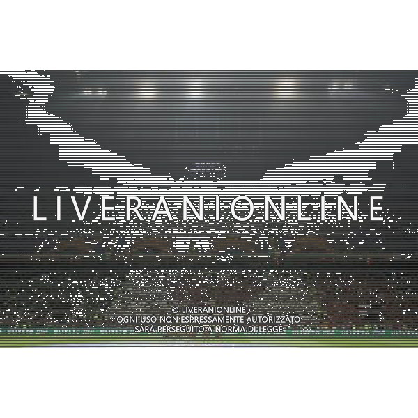 Italia - Francia Qualificazioni Europei 2008 08/09/2007 nella foto l\'omaggio del pubblico a Luciano Pavarotti ph Agenzia Aldo Liverani Sas