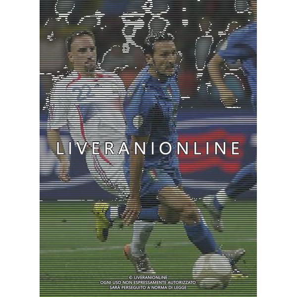 Milano 08-09-2007 Qualificazioni Europei 2008 italia-francia 0:0 nella foto zambrotta e ribery ph marco luzzani/ag aldo liverani s.a.s.