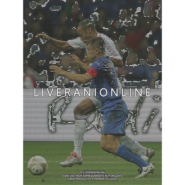Milano 08-09-2007 Qualificazioni Europei 2008 italia-francia 0:0 nella foto henry thierry e cannavaro fabio ph marco luzzani/ag aldo liverani s.a.s.