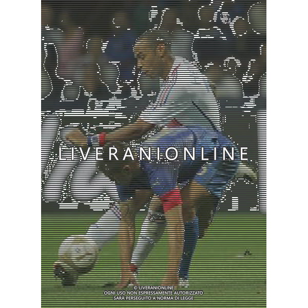 Milano 08-09-2007 Qualificazioni Europei 2008 italia-francia 0:0 nella foto henry thierry e cannavaro fabio ph marco luzzani/ag aldo liverani s.a.s.