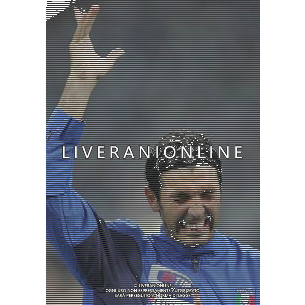 Milano 8 settembre 2007 Italia - Francia qualificazioni Euro 2008 nella foto: Buffon Gianluigi si rammarica per i fischi dei tifosi italiani durante l\'inno nazionale francese foto Andry / Ag. Aldo Liverani