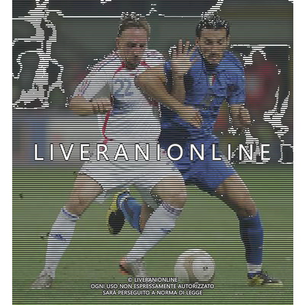 Milano 8 settembre 2007 Italia - Francia qualificazioni Euro 2008 nella foto: Ribery Franck e Zambrotta Gianluca foto Andry / Ag. Aldo Liverani