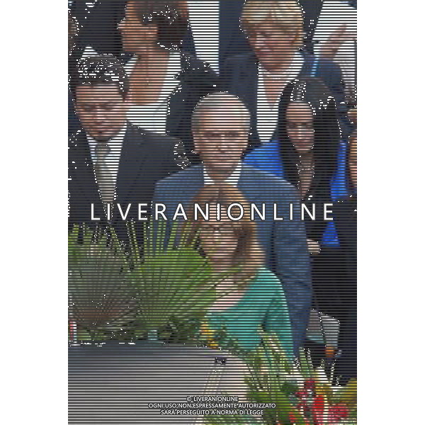 Funerale di Luciano Pavarotti a Modena 08/09/2007 nella foto la seconda moglie Nicoletta Mantovani e dietro l\'amico e collaboratore del Tenore Edwin \'Tino\' Tinoco e la ex Moglie Adua Veroni ph Gazzaniga/Ag. Aldo Liverani Sas