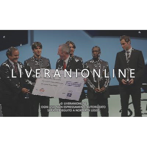 Montecarlo Monaco 30/08/2007 sorteggi champions league 2007/08 nella foto platini michel con l\'assegno di beneficenza ph marco luzzani/ag aldo liverani s.a.s.