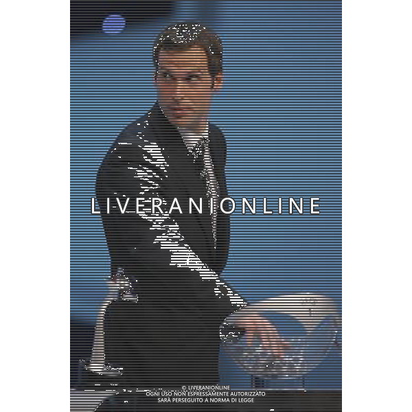 Montecarlo Monaco 30/08/2007 sorteggi champions league 2007/08 nella foto cech peter estrae le palline ph marco luzzani/ag aldo liverani s.a.s.