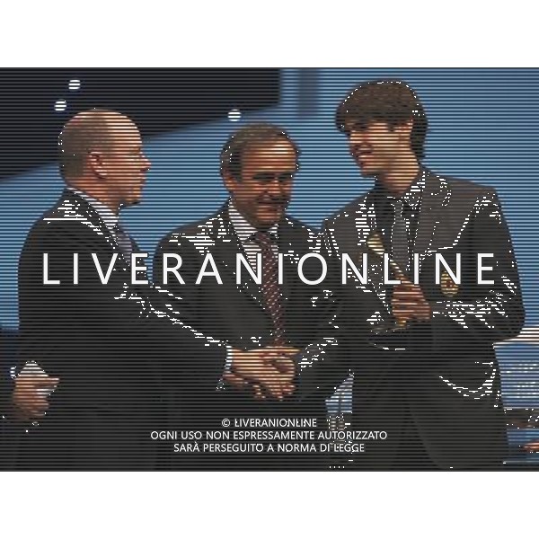 Montecarlo Monaco 30/08/2007 sorteggi champions league 2007/08 nella foto kaka riccardo premiato da platini michel miglior giocatore dell\'anno dell\'anno con sas alberto di monaco ph marco luzzani/ag aldo liverani s.a.s.