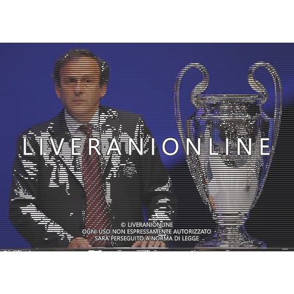 Montecarlo Monaco 30/08/2007 sorteggi champions league 2007/08 nella foto platini michel con la champions league ph marco luzzani/ag aldo liverani s.a.s.