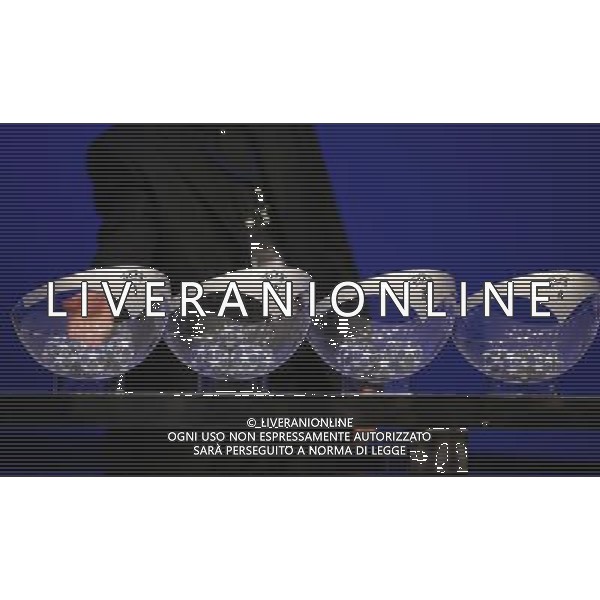 Montecarlo Monaco 30/08/2007 sorteggi champions league 2007/08 nella foto le urne ph marco luzzani/ag aldo liverani s.a.s.