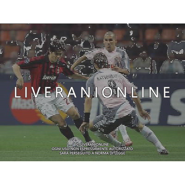 Milano 18/09/2007 champions league 2007/08 milan-benfica 2:1 nella foto kaka, katsouranis e maxi pereira ph marco luzzani/ag aldo liverani s.a.s.