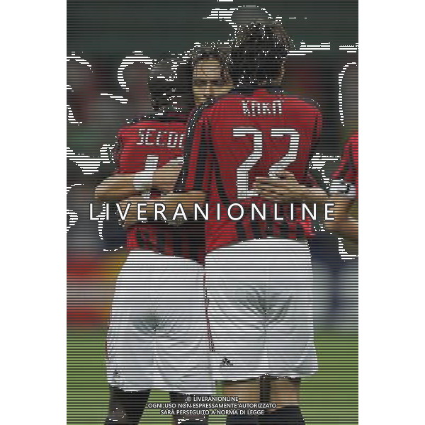 Milano 18/09/2007 champions league 2007/08 milan-benfica 2:1 nella foto inzaghi filippo esulta dopo il gol con kaka e pirlo ph marco luzzani/ag aldo liverani s.a.s.