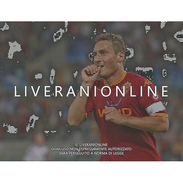 Roma 19 settembre 2007 Roma-Dinamo Kiev champions league 2007/2008 nella foto: esultanza dopo il gol di Totti Francesco foto Corradetti / Ag. Aldo Liverani