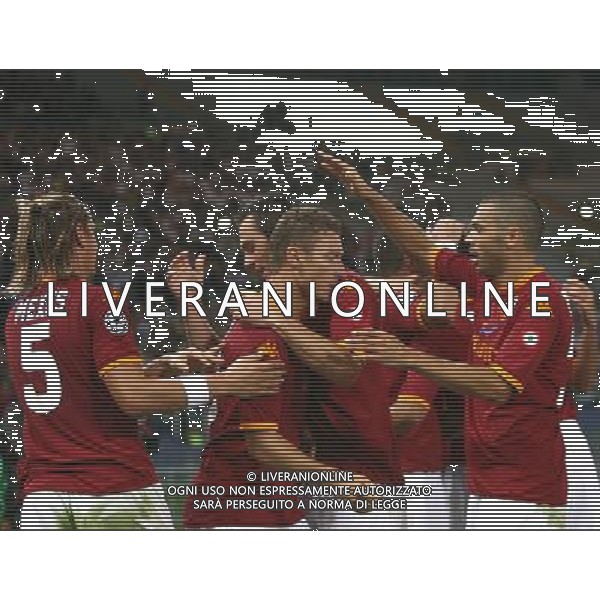 Roma 19 settembre 2007 Roma-Dinamo Kiev champions league 2007/2008 nella foto: esultanza dopo il gol di totti francesco foto Corradetti / Ag. Aldo Liverani