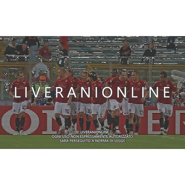 Roma 19 / 09 / 2007 Uefa Champions League 2007/2008 Gruppo F - Roma Vs Dinamo Kiev (2-0) nella foto: Festeggiamenti dopo il gol di Simone PERROTTA ph Corradetti/ag. Aldo Liverani