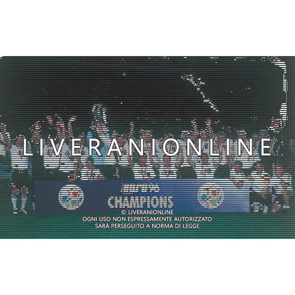 FORMAZIONE DELLA GERMANIA VINCITRICE DEGLI EUROPEI DI CALCIO 1996 PH GPG/AG. ALDO LIVERANI SAS =============================== ATTENTION THIS PICTURES IS ONLY FOR ITALIAN MARKET =============================== 