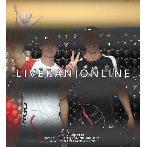 MILANO 28/9/2007 RISTORANTE ZIO PESCE VIA CICCO SIMONETTA, 8 PRESENTAZIONE ALLA STAMPA DELLA SPARKLING VOLLEY 2007/2008 NELLA FOTO MARCO VICINI E RICCARDO SPAIRANI CON LA NUOVA CASACCA Ph MARIO ROMANO/AG ALDO LIVERANI