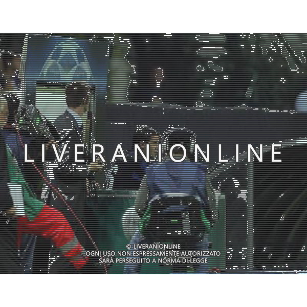 Inter - Psv Eindhoven Champions League 02/10/2007 nella foto christian chivu lascia il campo dopo l\'espulsione ph luzzani/Ag. Aldo Liverani Sas