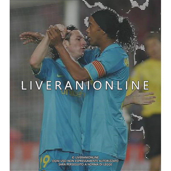 firo Fussball , 02.10.2007 Fu§ball Championsleague Saison 2007/2008 VFB Stuttgart - FC Barcelona , Jubel mit Messi und Ronaldinho, Barca Es gelten unsere AGB, einsehbar auf www.firosportphoto.de copyright by firo sportphoto: Pfefferackerstr. 2aÊ 45894 Gelsenkirchen www.firosportphoto.de mail@firosportphoto.de (Volksbank Bochum-Witten) BLZ.: 430 601 29 Kt. Nr.: 341 117 100 Tel:Ê 0209 - 9304402 Fax:Ê 0209 - 9304443 ag aldo liverani