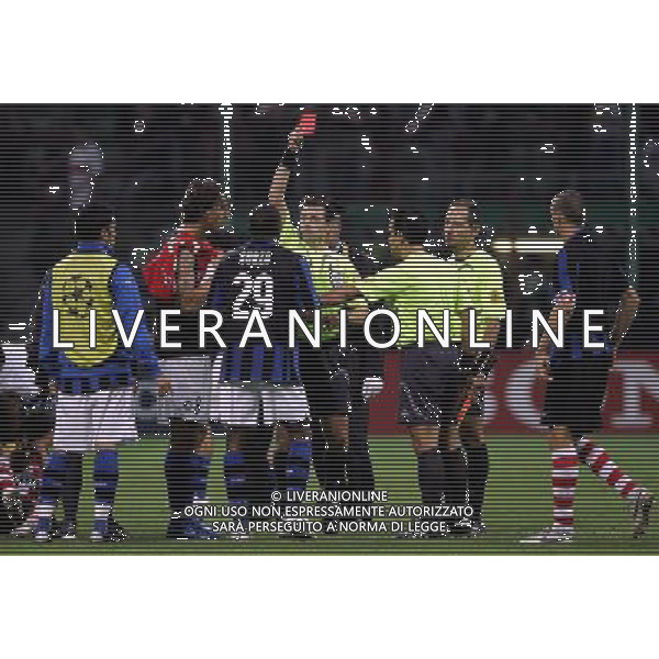 Inter - Psv Eindhoven Champions League 02/10/2007 nella foto espulsione di david suazo a partita finita ph luzzani/Ag. Aldo Liverani Sas