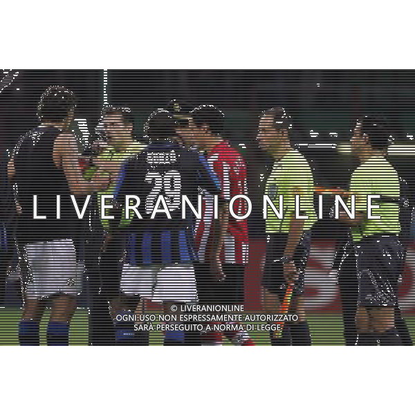 Inter - Psv Eindhoven Champions League 02/10/2007 nella foto espulsione di david suazo a partita finita ph luzzani/Ag. Aldo Liverani Sas