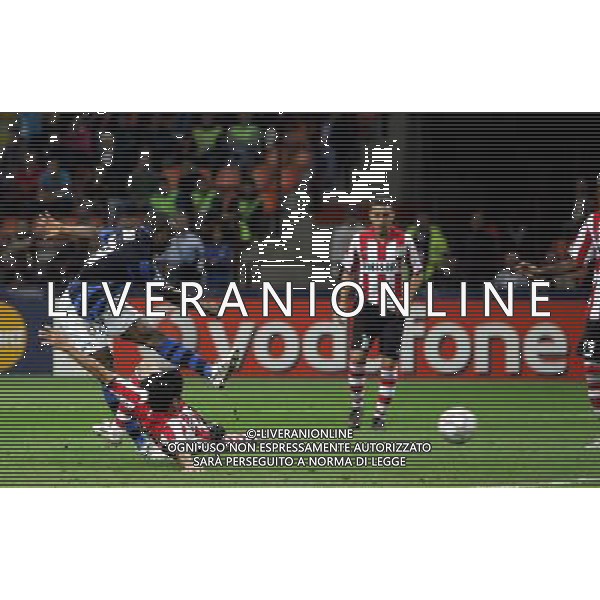 Inter - Psv Eindhoven Champions League 02/10/2007 nella foto occasione di david suazo ph luzzani/Ag. Aldo Liverani Sas
