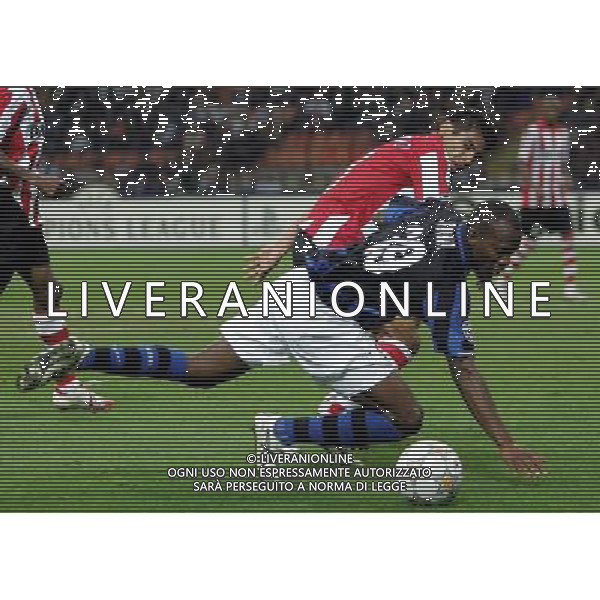Inter - Psv Eindhoven Champions League 02/10/2007 nella foto david suazo e salcido ph luzzani/Ag. Aldo Liverani Sas
