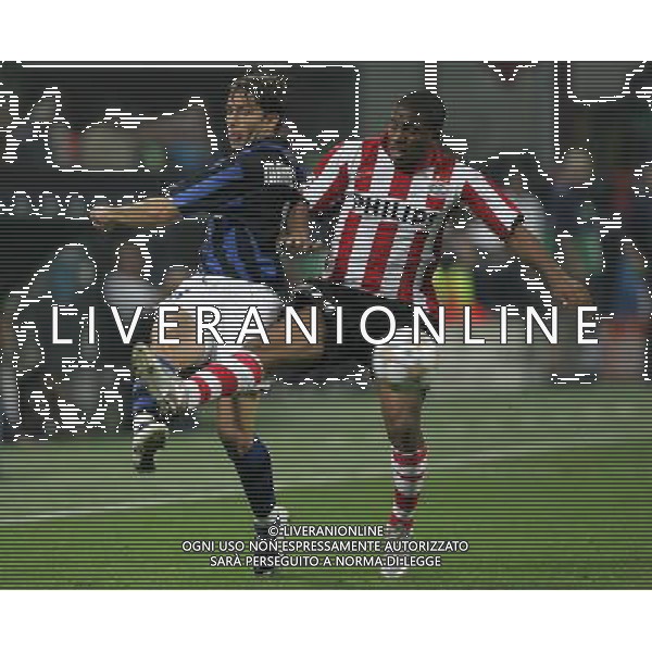 Milano 02-10-2007 Champions League 2007/08 inter-psv eindhoven nella foto maxwell e farfan ph marco luzzani/ag aldo liverani s.a.s.